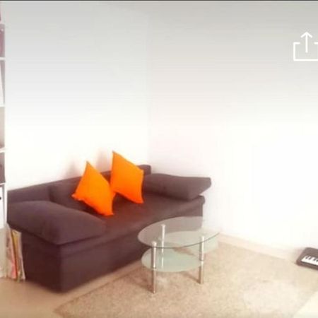 Helles Zimmer Mit Balkon Zwischen Uni Und Altstadt Regensburg Buitenkant foto