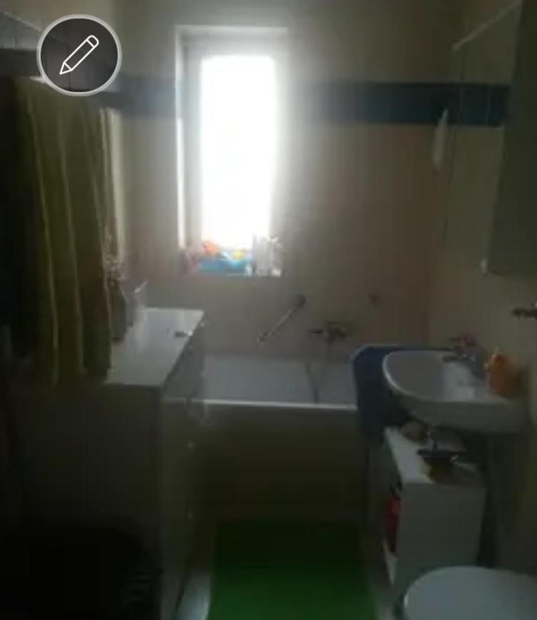 Helles Zimmer Mit Balkon Zwischen Uni Und Altstadt Regensburg Buitenkant foto