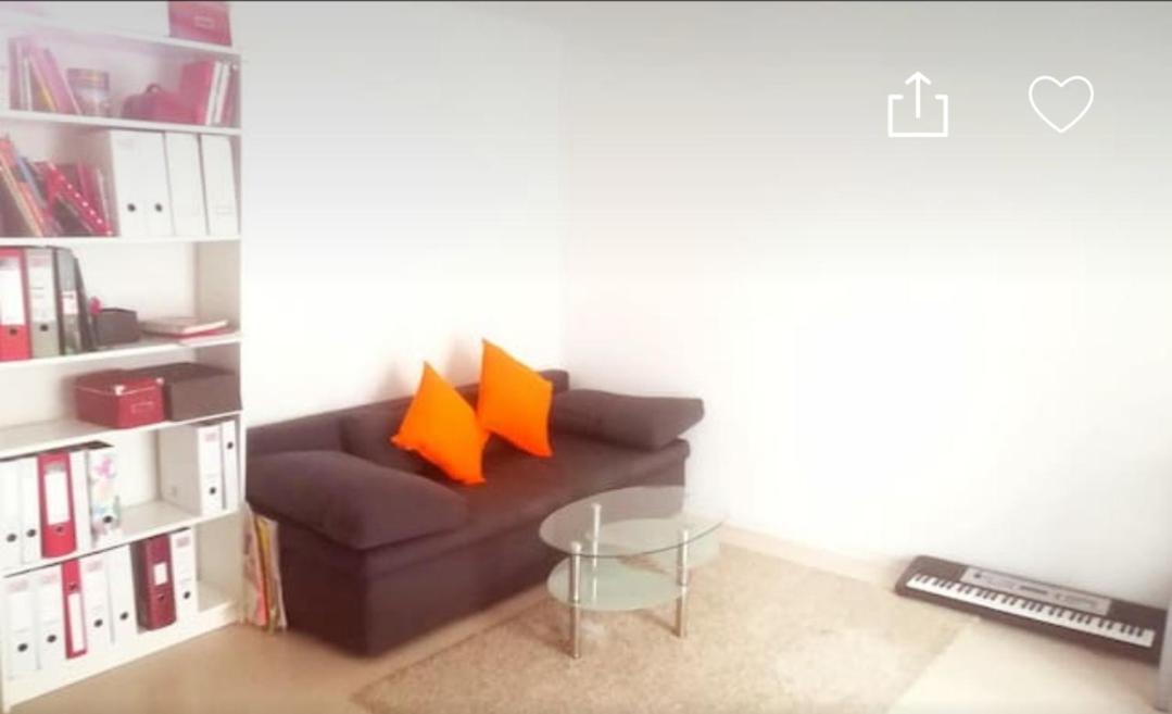 Helles Zimmer Mit Balkon Zwischen Uni Und Altstadt Regensburg Buitenkant foto